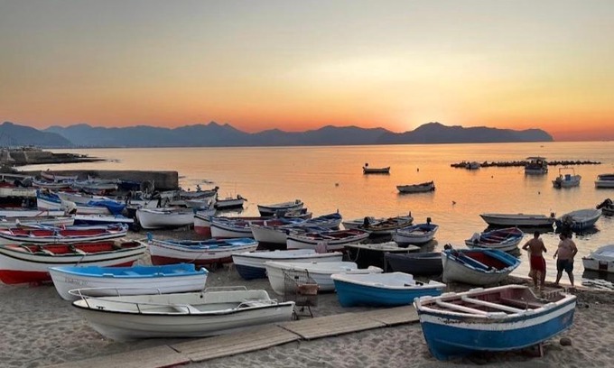 Aspra House | Family-Friendly Getaway at Casa vacanza “O Bagghiu”