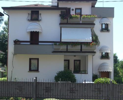 Darfo Boario Terme Apartment | Guest Rated 9/10 at Casa Vacanze Boario - Family Friendly Stay