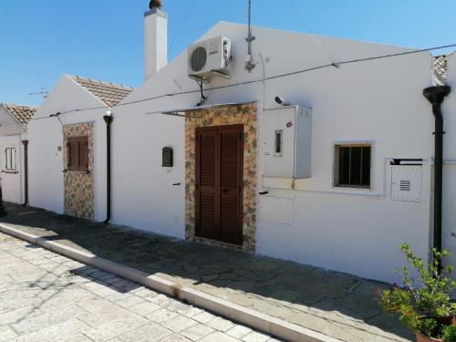 Scanzano Jonico House | Discover Casa Vacanze BORGO VECCHIO: Family & Pet Friendly Stay