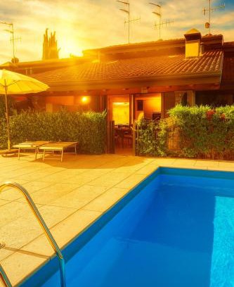 Manerba del Garda House | Family-Friendly Oceanfront Stay at Villino Vacanze "Il Porticciolo"