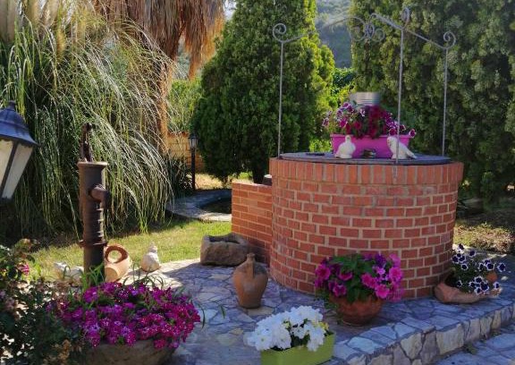 Patti Apartment | Family-Friendly Getaway at Casa Vacanze Ileana - 9.2/10