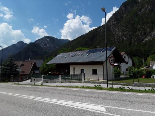 Malborghetto Valbruna Apartment | Family-Friendly Retreat at Casa Vacanze Da Ile, 9.3/10 Rating