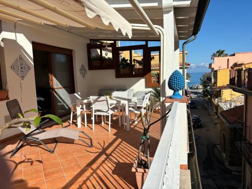 Capo d'Orlando Apartment | Discover Casa vacanze La Chicca - Perfect for Families!