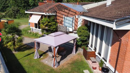 Germignaga House | Family-Friendly Retreat at Casa vacanze LILLY - Rated 9.4/10