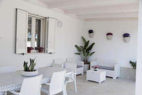 La Strea House | Family-Friendly Stay at Casa Vacanze Menamè