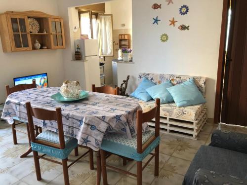 Scoglitti Apartment | Pet-Friendly Casa Vacanze Scogliera del Sud with Ocean View