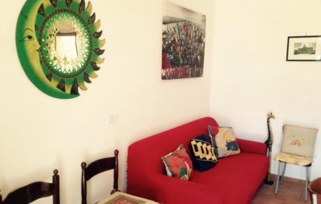 Torre Lapillo Apartment | Charming Casa Vacanze Torre Lapillo with Oceanfront Pool