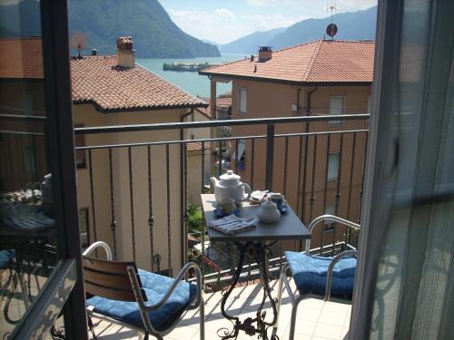 Lovere Apartment | Discover Casa Vacanze Valvendra: Pet-Friendly Oceanfront Stay