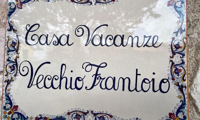 Roselli Apartment | Eco-Friendly Retreat at Casa Vacanze Vecchio Frantoio