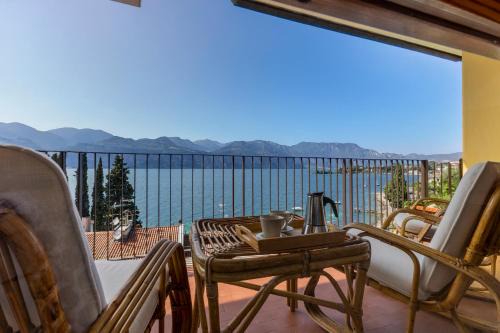 Cassone House | Discover Casa Val di Sogno - Family-Friendly Retreat