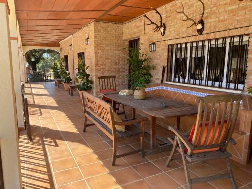 Villaviciosa de Cordoba House | Relax at Casa Valdevientos: 4-Star Rural Retreat