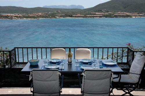 Golfo di Marinella Apartment | Discover Casa Valery: Spectacular Sea Views Await You