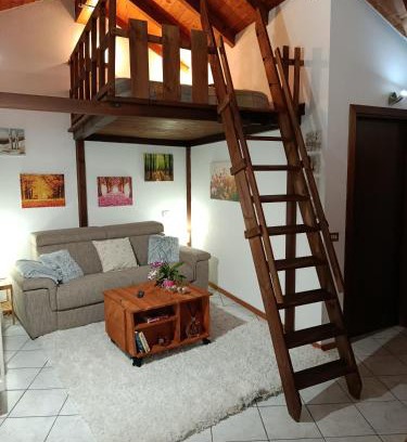 Mezzomerico House | Pet-Friendly Casa Valletta: Guest Rated 9/10 with Dining