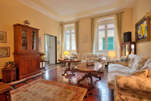 Rapallo Apartment | Casa Venezia: Top-Rated Ocean View with Family-Friendly Amenities