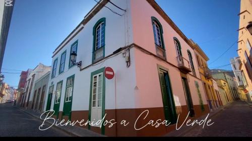Guia House | Casa Verde de Guía