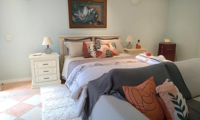 Teresopolis House | Family-Friendly Retreat at Casa Verde - Suíte 1, Rated 9.9
