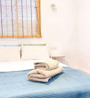 Las Galletas Apartment | Cozy Casa Veronica: Pet-Friendly 1 Bedroom Getaway