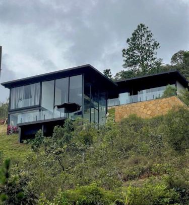 Sao Sebastiao das Aguas Claras House | Casa Vilas Boas Macacos