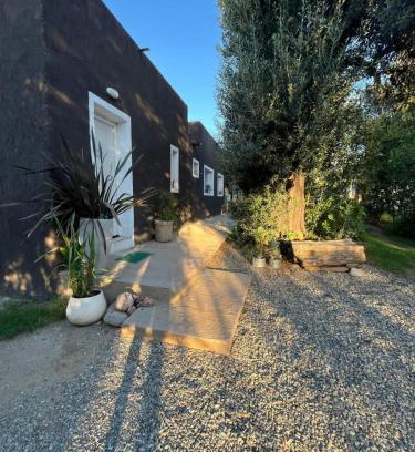 Carpinteria House | Cozy Casa Villa Alba: Family-Friendly Getaway in Carpinteria