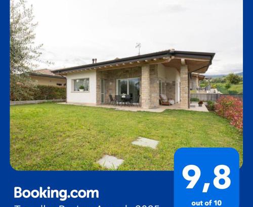 San Felice del Benaco House | Oceanfront Retreat at Casa Vincenzo - Guest Rated 9.8/10