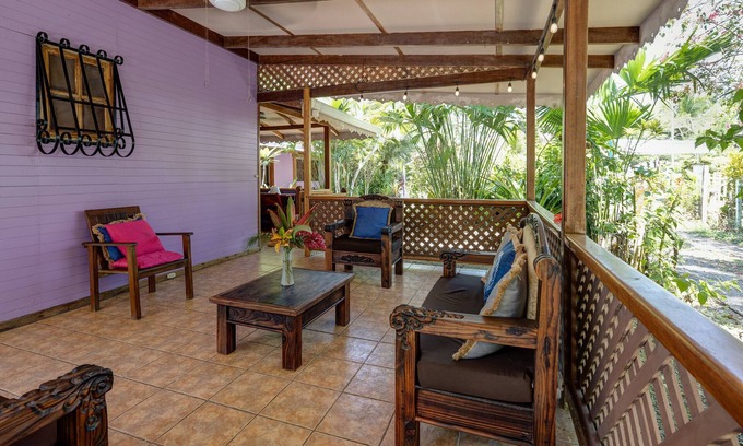 Punta Uva Ski Chalet | Discover Casa Violeta: Beachside Bliss with Ocean Views