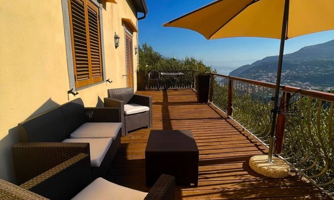Meta Apartment | Casa Viromar with sea view
