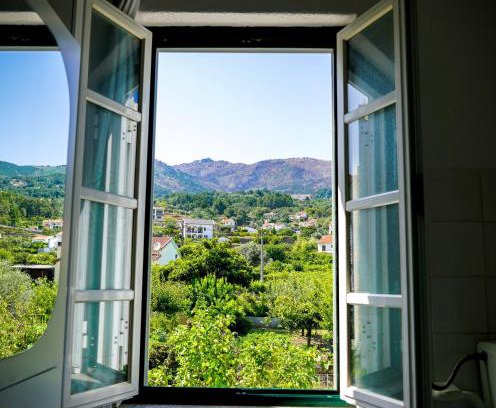 Canhoso Apartment | Pet-Friendly Casa Vista da Serra in Covilhã - Rated 8.8/10