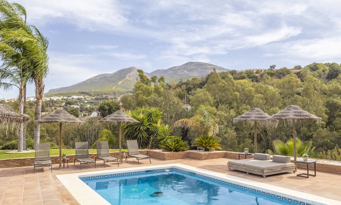 Alhaurin el Grande Villa | Casa Vista - Ideal Base for Costa del Sol Adventures