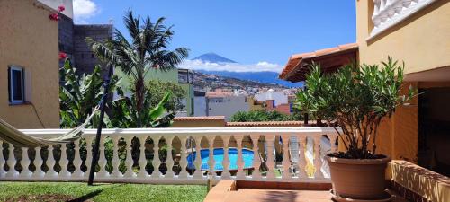 La Vera House | Scenic Casa Vistas Al Teide with Pool & Ocean Views