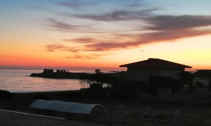 Punta Braccetto House | Oceanfront Casa Vista Mare: Guest Rated 9/10 and Pet Friendly