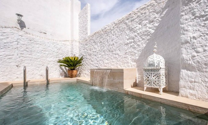 Padul House | Charming Village House with Private Pool near Granada