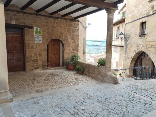 Monroyo House | Casa Vitoria: Guest Rated 9.5, Family & Pet Friendly Stay