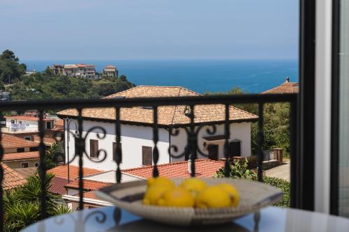 Agropoli House | Discover Casa Vittoria: Oceanfront Retreat with Hot Tub