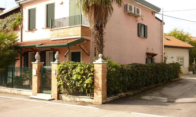 Padova House | Family-Friendly Casa Yami with 8.9/10 Guest Rating