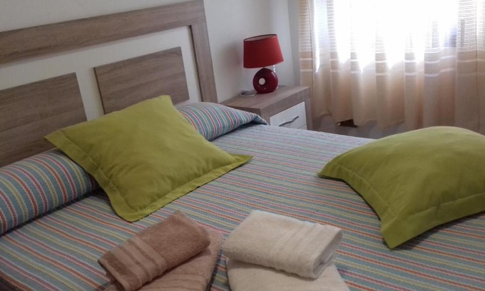 Lledo House | Pet-Friendly Stay at Casa Yaya Felisa – 8.7/10 Guest Rated