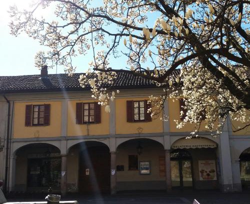 Binasco House | Cozy Casa Zazalica: Guest Rated 9.2/10 for Your Stay