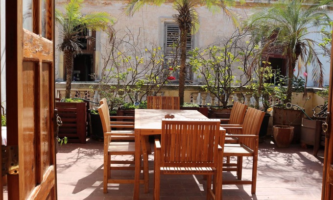 Centro Havana House | Discover Casa Zenia Siglo V: Family-Friendly Retreat