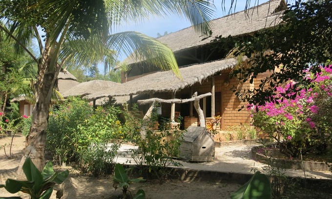 Casamance House | Discover Casabéné - A Dream Retreat by the Water