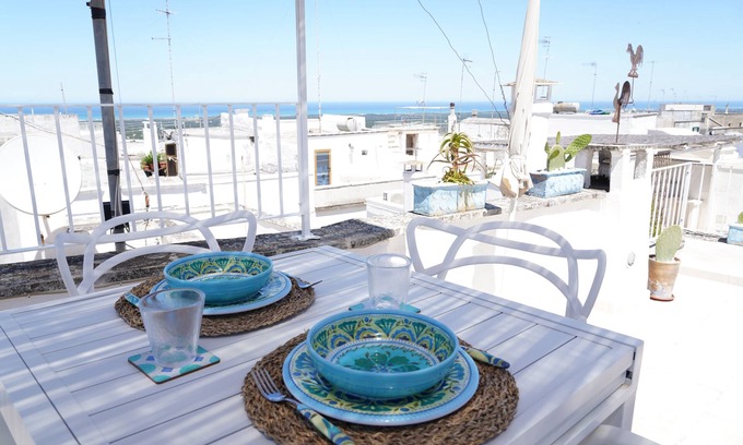 Ostuni House | Relaxing Getaway at CasaBella - Arcuève with Family Amenities