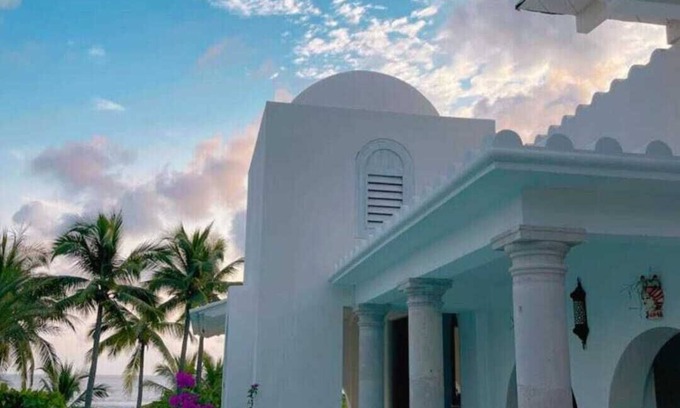 Troncones House | Relax by the Beach with a Pool and Family-Friendly Fun