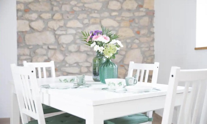 Angera Apartment | Idyllic Casa Dolce Casa Near Lake Maggiore - Guest Rated 9.5
