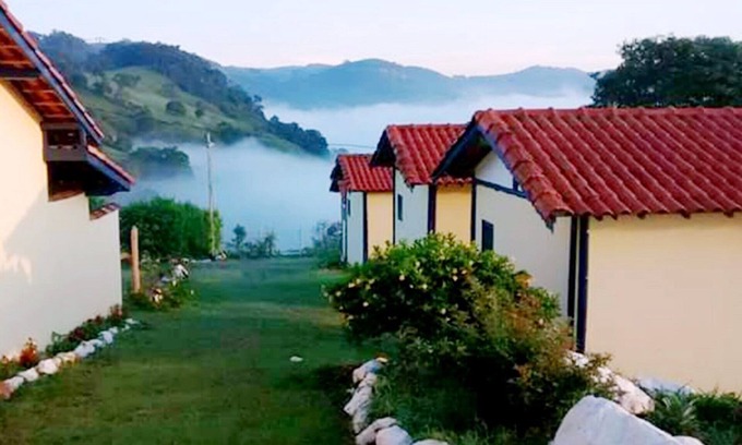 Extrema Ski Chalet | Discover CASAL CHALET: A Cozy Pousada Experience
