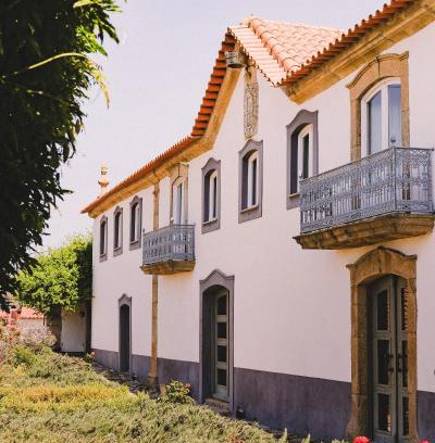 Tralhariz House | Relax at Casal De Tralhariz - Scenic Oceanfront Retreat