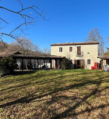 Casalciprano House | Delightful Retreat at Casale Cipriani: Pet-Friendly Haven