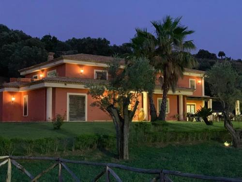 Ciro Marina Bed & Breakfast | Top-Rated Family Stay at Casale degli Ulivi Retreat
