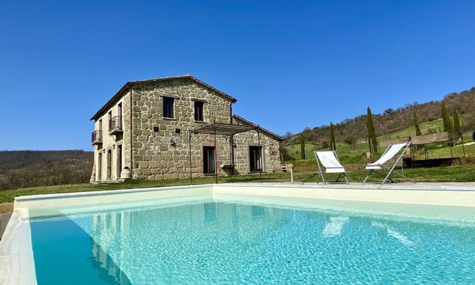 Castiglione in Teverina Villa | Experience Tranquility at Casale Pietra in Umbria