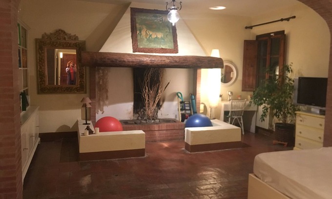 Empoli House | Discover the Comfort of CasAle Martignana
