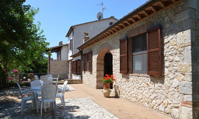 Amelia Apartment | Oceanview Retreat at Casale Santa Caterina - Rated 9/10