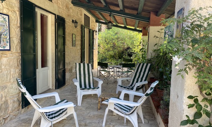 Santa Croce Camerina Villa | Discover Casale Vignazze - Historic Villa near Punta Secca