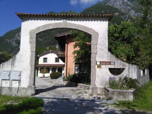 Venzone House | Pet-Friendly Retreat at Casali Scjs - Rated 8.6/10